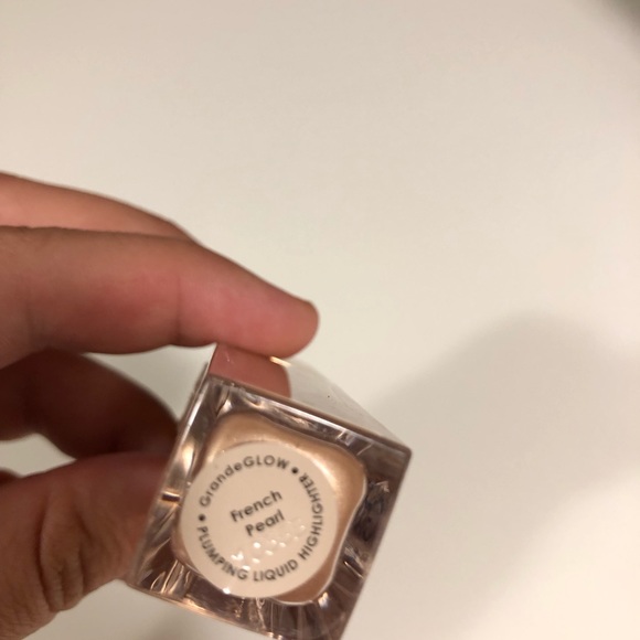 Grande Cosmetics - plumping liquid highlighter - Picture 4 of 4